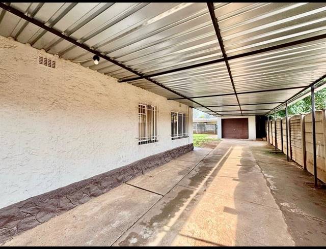 2 BEDROOM HOUSE FOR SALE IN VANDERBIJLPARK CW 6